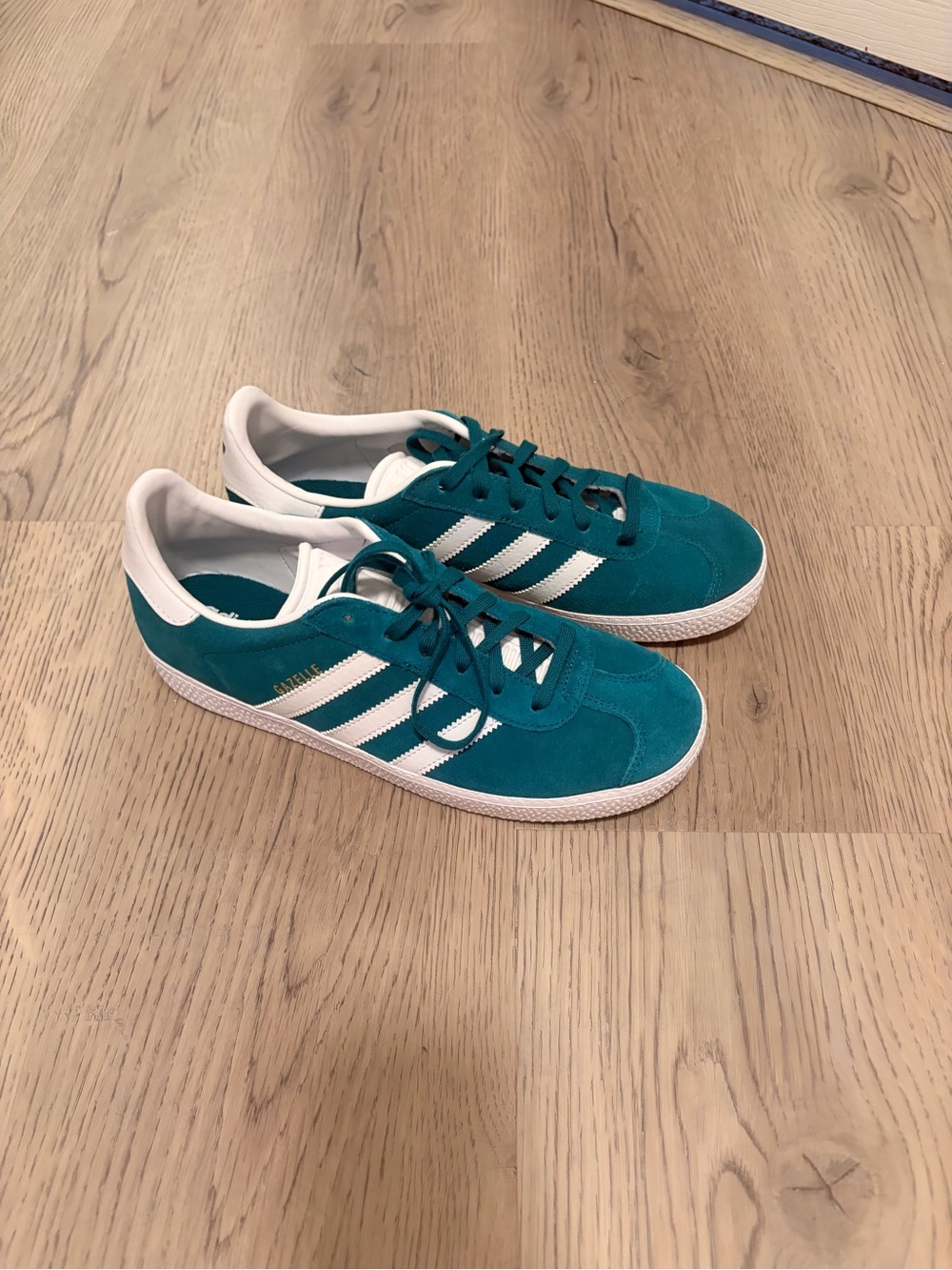 adidas women’s Gazelle Suede Sneakers in Teal and White